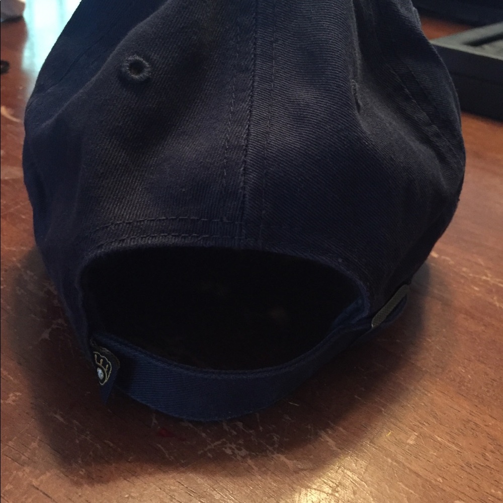 NWOT Milwaukee Brewers ‘47 brand adjustable hat - Picture 2 of 2